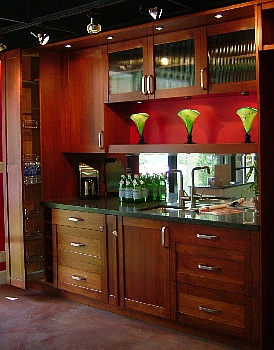 Traditional Wet Bar